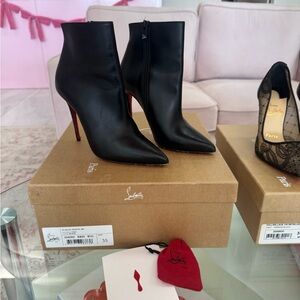 Christian Louboutin so Kate booty